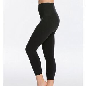 Look At Me Now Cropped Shaping Leggings